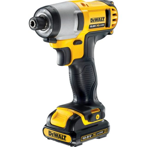 Аккумуляторный шуруповерт Dewalt  DCF 815 D2